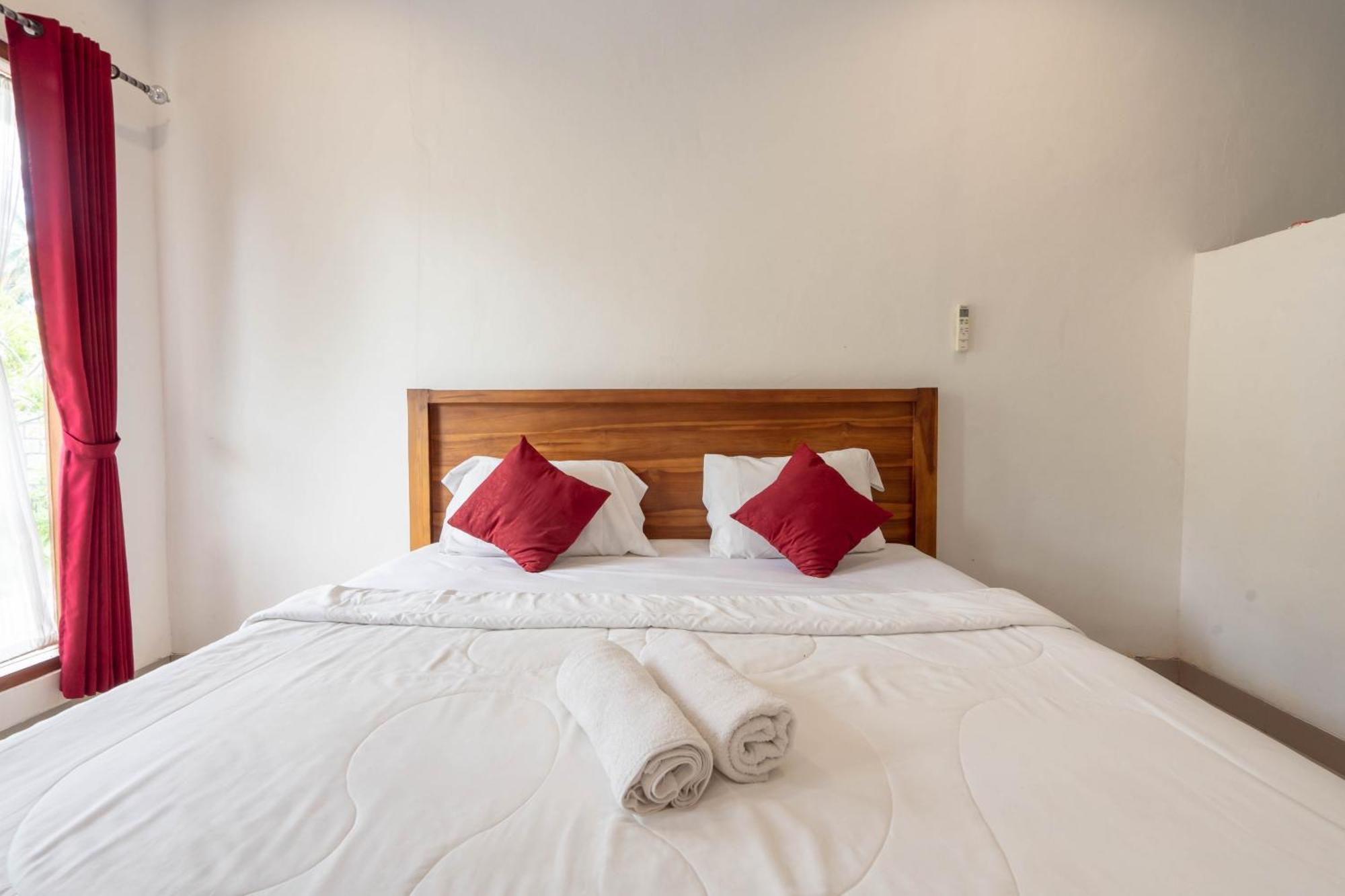 Omah Nusa Villa Redpartner Toyapakeh Ngoại thất bức ảnh