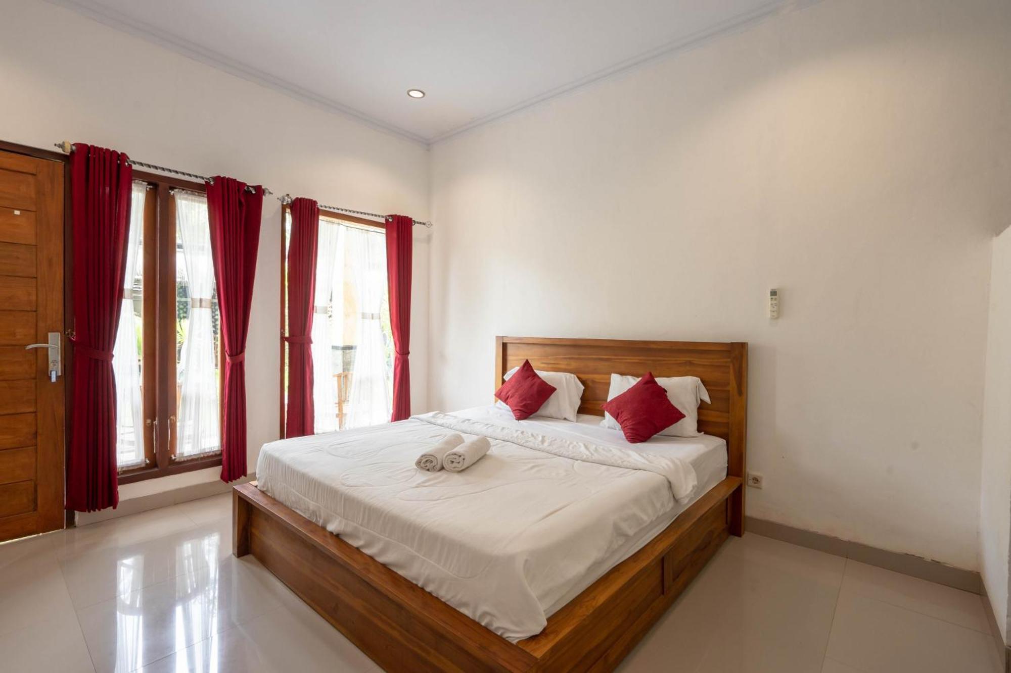 Omah Nusa Villa Redpartner Toyapakeh Ngoại thất bức ảnh